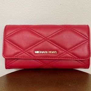 NEW Michael Kors Red Quilted Jet Set Travel Wallet